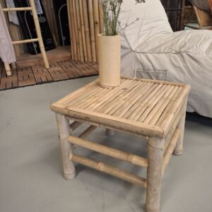Lille sofabord/skammel i bambus