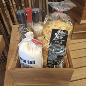 Opbevaringskasse i akacietræ