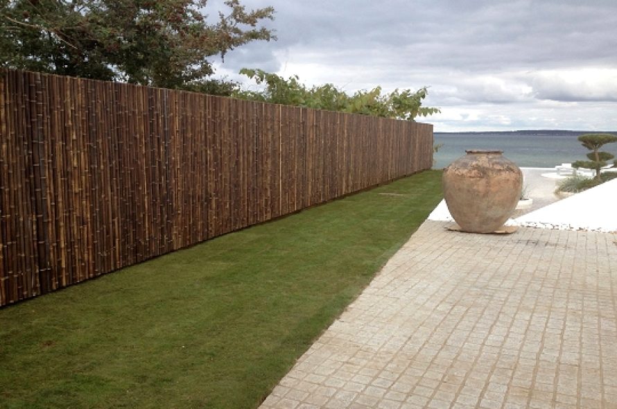 Mørk Trendline Opsat af bambusdanmark på grund i Hellebæk Nordsjælland